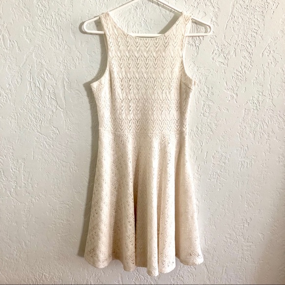 Sage Dresses & Skirts - Sage Lace Dress Cream S